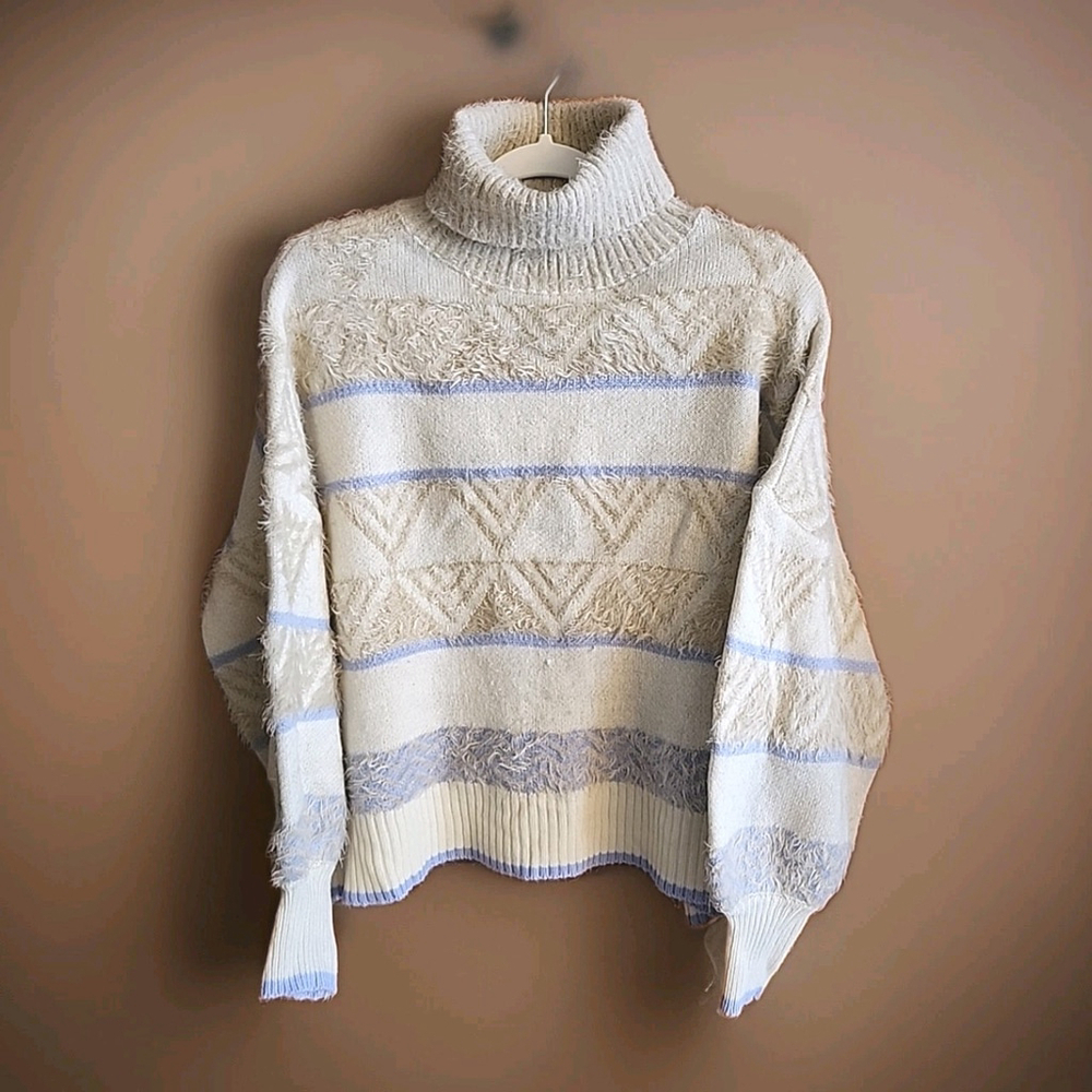 Women's Davi & Dani Pullover Turtleneck Sweater Oversized Balloon Sleeve Sz M A2